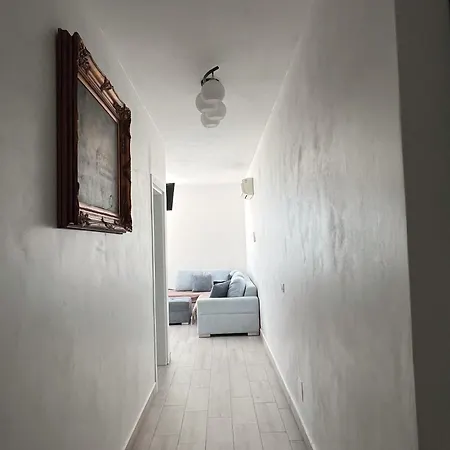 Kapri Apartment Qerret