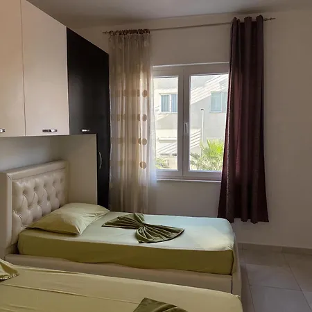 Apartment Kapri *