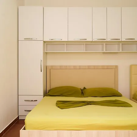 Kapri Apartman *